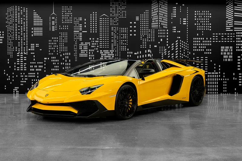 LAMBORGHINI | AVENTADOR SV ROADSTER | 1 OF 500 | GCC SPECS63490820257283110