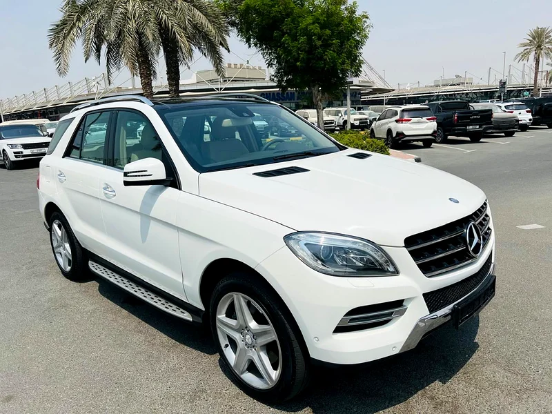MERCEDES BENZ ML350 FULL OPTION GCC SPECS FULL OPTION SINGLE OWNER  SERVICE HISTORY AVAILABLE63403707704195111