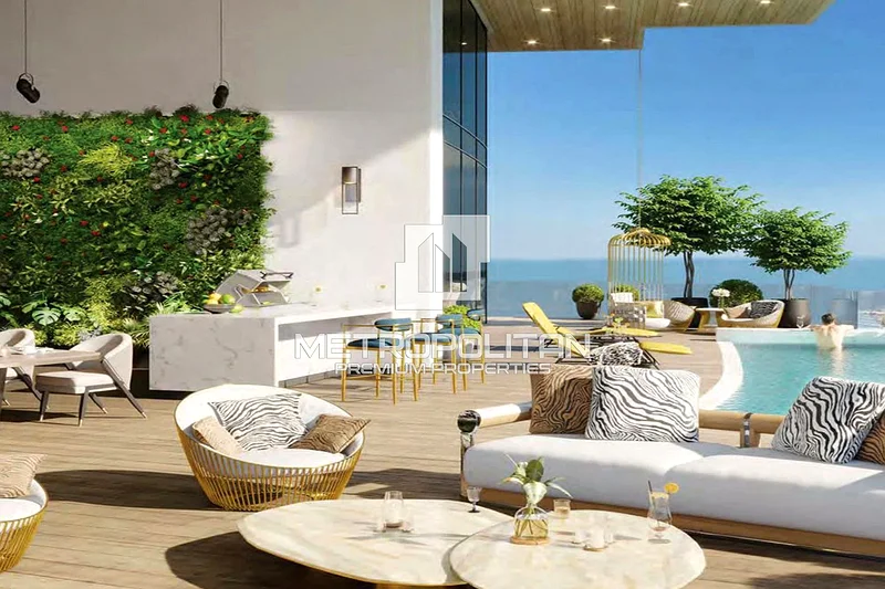 Stunning Views | Palm and Burj Khalifa View | Hot64041251496963112