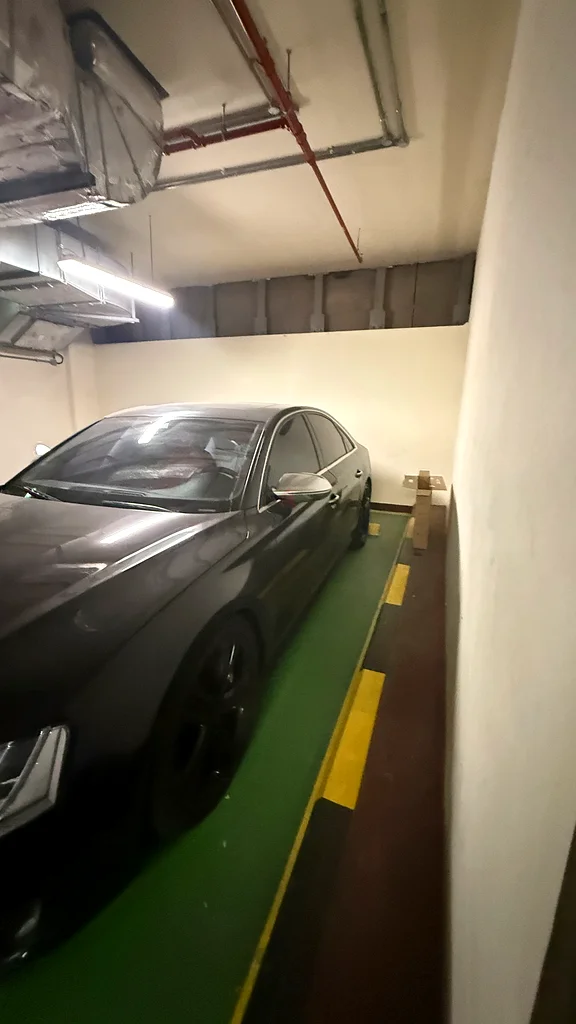 Audi S8 Exclusive – Twin Turbo V8 – Black Edition / Red Interior63489357279491112