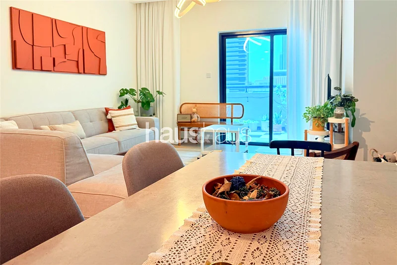 Renovated | Vacant On Transfer | Large Balcony64036626225026111