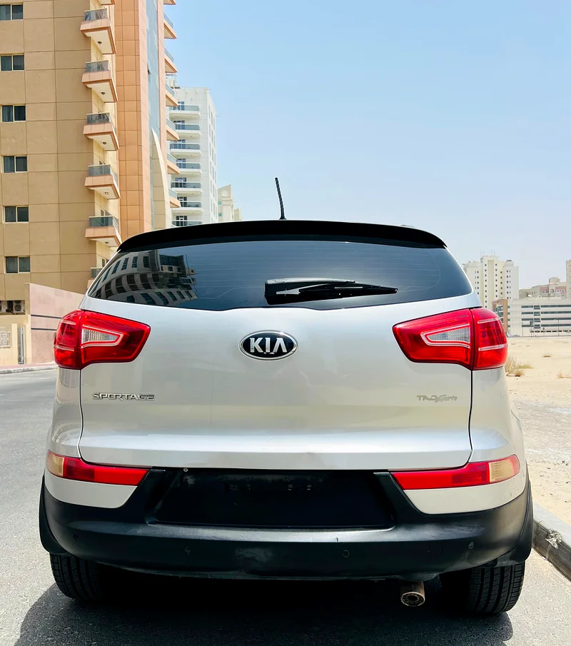 KIA SPORTAGE 2014 MODEL SILVER GCC SPECS REF.712763489005291521111