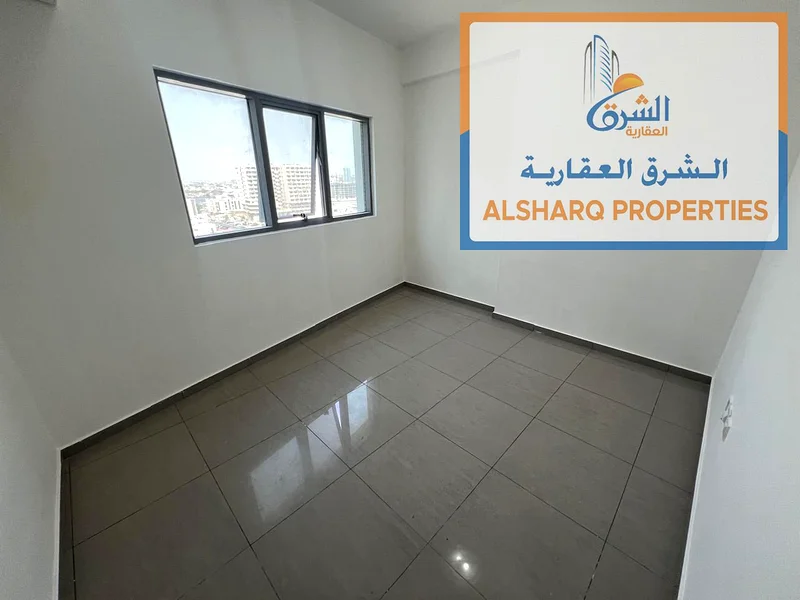 شقة مميزة للسكن العائلي، غرفتين نوم، صالة، حمامين، وشرفة ممتازة في الرشيدية 2، عجمان63721248266625114
