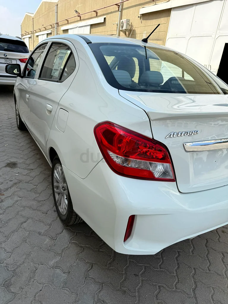 Mitsubishi Attrage GLX Low Mileage63489099819521114
