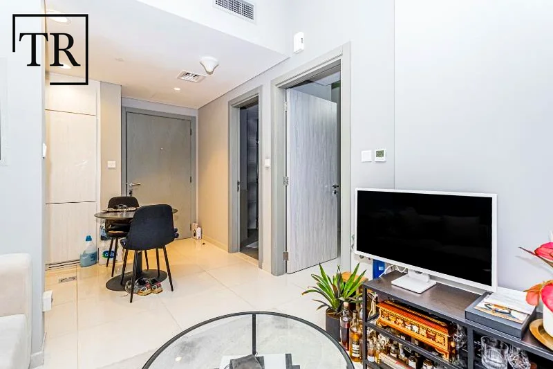 Furnished | Near Metro | Panoramic Canal Views63793485898241111