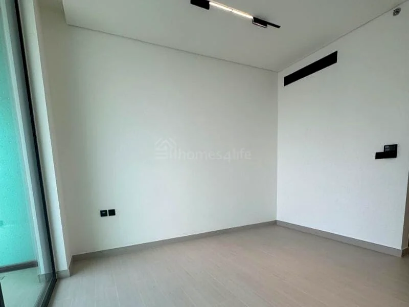 جديد بالكامل | موقع ممتاز | بدون وسطاء63785586441473111
