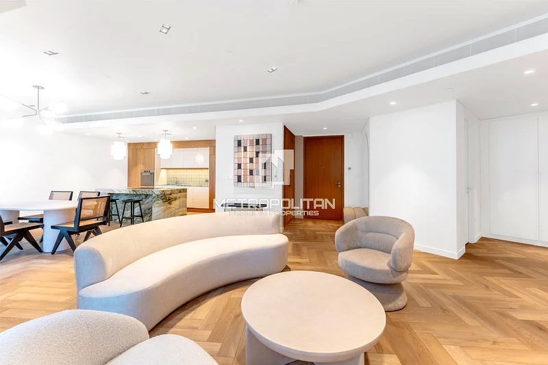 Vacant | Fully Upgraded | Turnkey63923769262977111