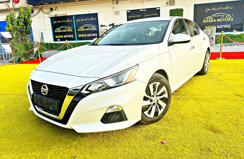 GCC specs Nissan Altima 2022 available with cash and bank financing, featuring zero down payment.63399974971523111