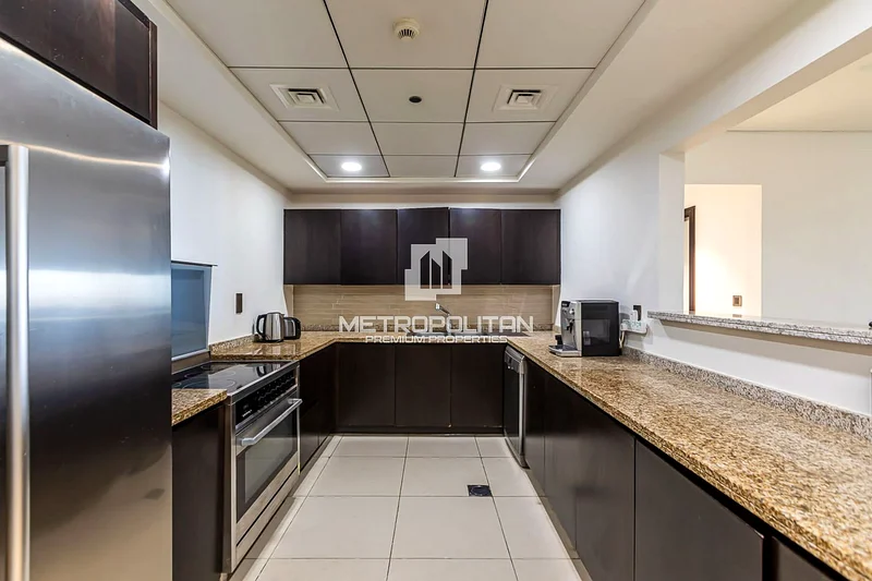 Fully Furnished | Spacious Layout | Sea View64007911532673112