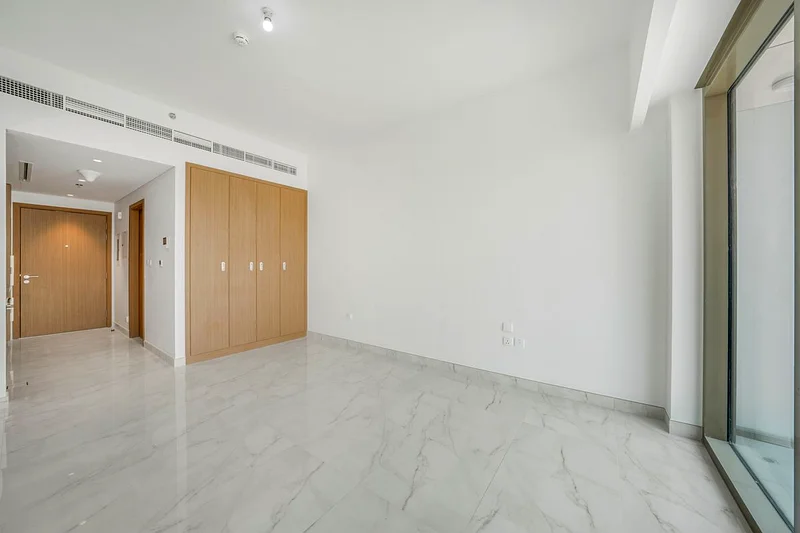 OP price | High ROI | Prime Location63942666477953113
