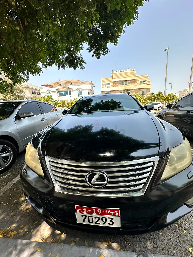 لكزس LS460 (2011) سيارة نظيفة للبيع في المروّر63406918235267111