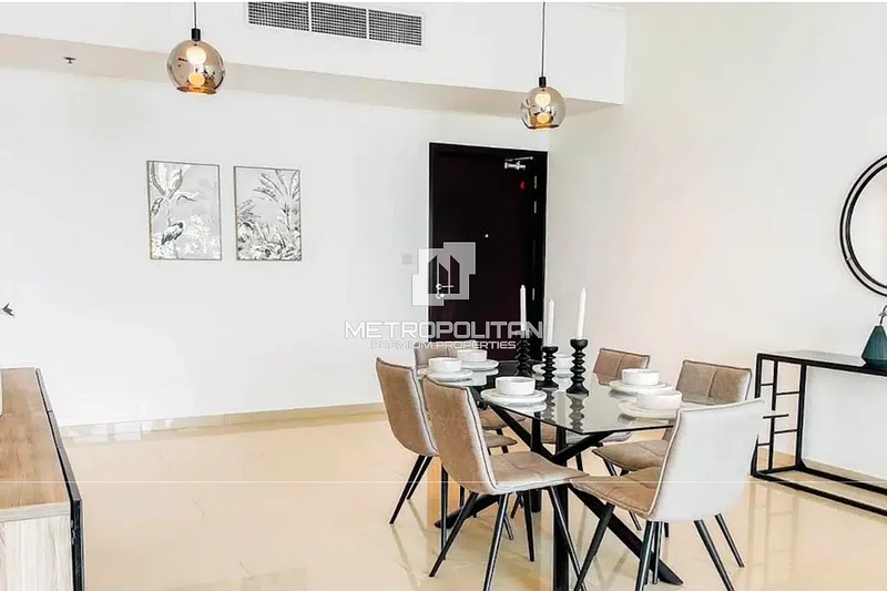 مؤثث | تخطيط كبير | حمام ومطبخ مُجدّدان64038572026498113