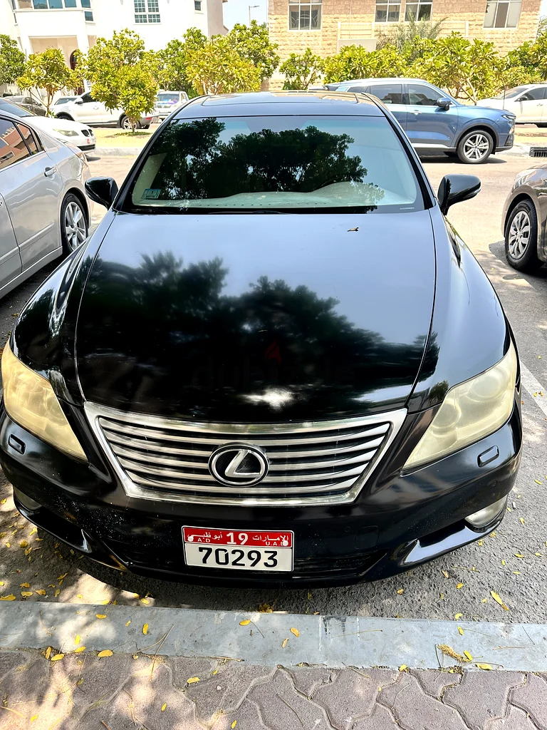 لكزس LS460 (2011) سيارة نظيفة للبيع في المروّر63406918235267115