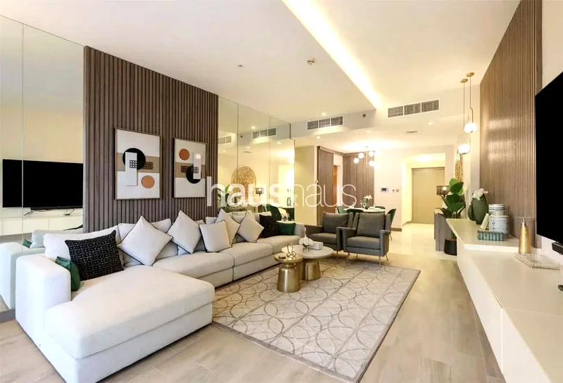 Stunning Views | Large Layout | Upgraded64036410602497111