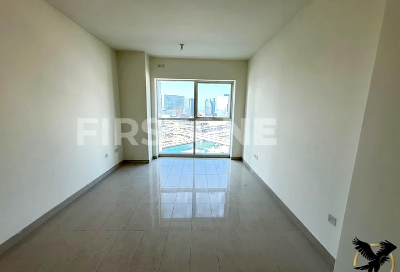 Elegant 1BR+Balcony | Spacious Home | Vacant63844990456961113