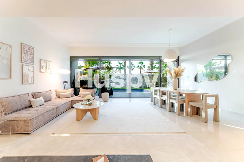 Single Row | Furnished | Private Pool63970972284290113