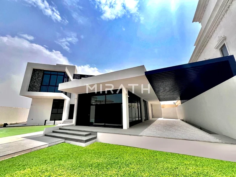 Modern Villa| Private Pool | Elevator | Prime Location63743216671875112