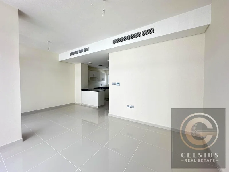 VACANT | SINGLE ROW | MIDDLE UNIT63741341763843110