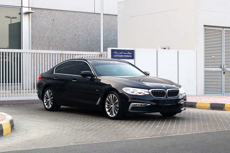 BMW 5-Series 530i Luxury Line Model 2018 - GCC Specifications - Agency Verified63410194697218113