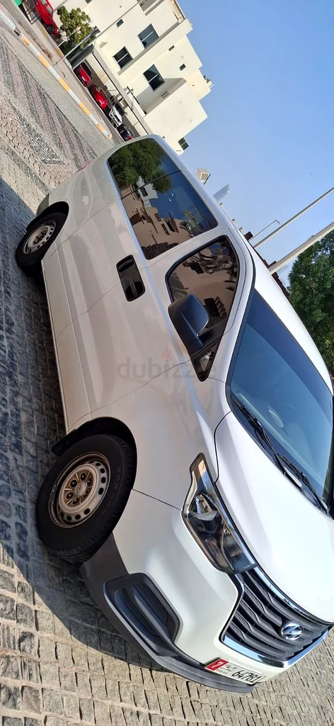 H1 Hyundai very clean for sale, don't miss the opportunity63406900484354112
