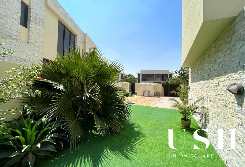 Single Row | Large Plot | Park Facing63970972312579114