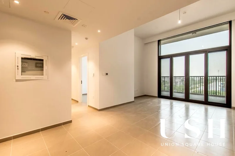 Spacious 2BR | Pool Facing | Genuine Resale63951282813569114
