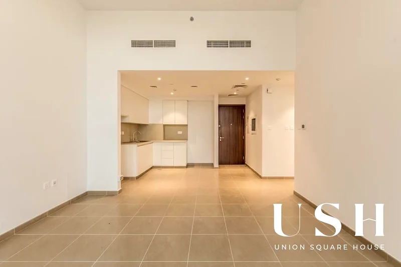 Spacious 2BR | Pool Facing | Genuine Resale63951282813569110