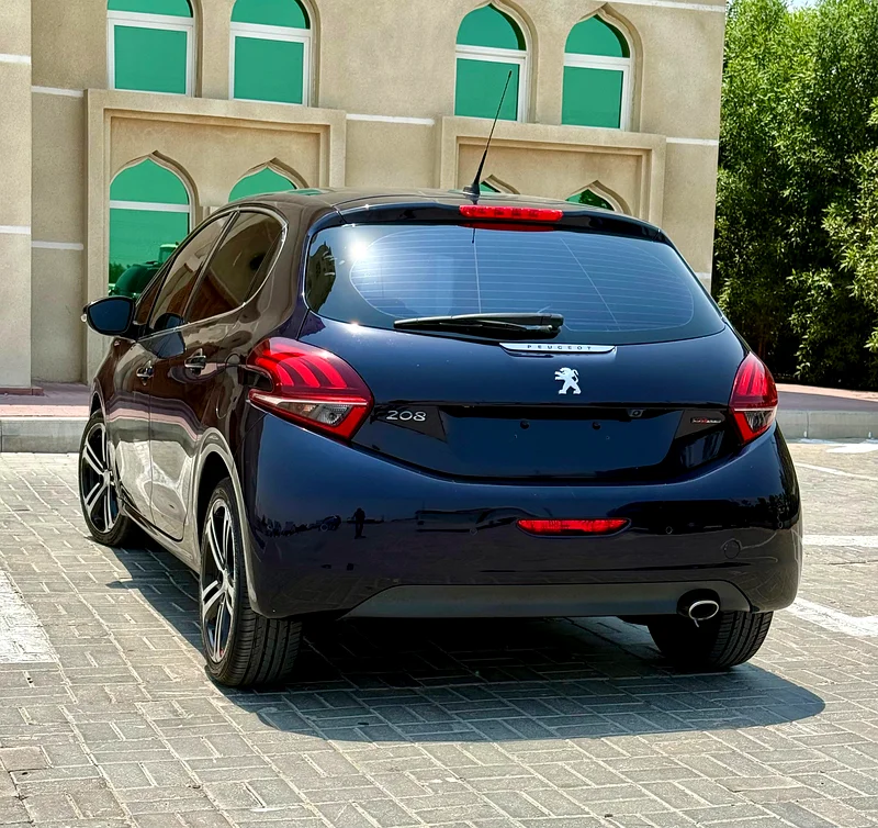 Peugeot 208 GT Line Gulf 2018 full option63491112530307113