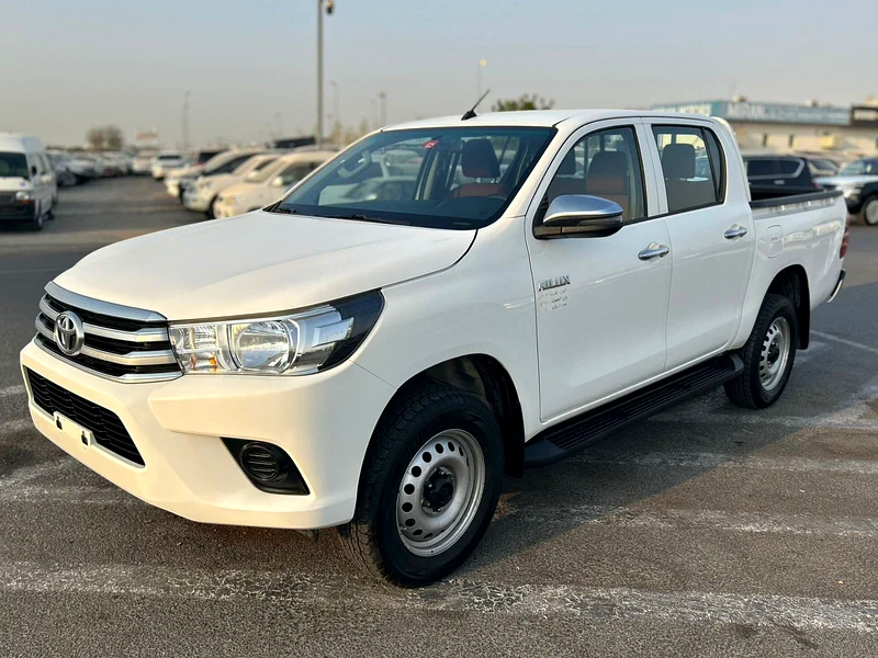 2021 Toyota Hilux 2.5L V4 AWD 4x4 - Double Cabin - gcc spec63401312167938111