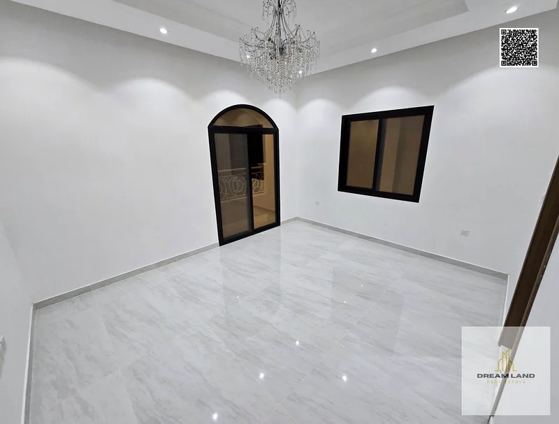 Own a classic villa on the corner of two streets in front of Azha Complex, with an area of 4,200 square feet, with a large swimming pool and a large g63895812592642112
