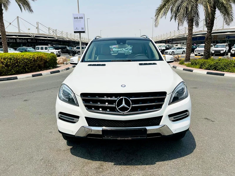MERCEDES BENZ ML350 FULL OPTION GCC SPECS FULL OPTION SINGLE OWNER  SERVICE HISTORY AVAILABLE63403707704195112