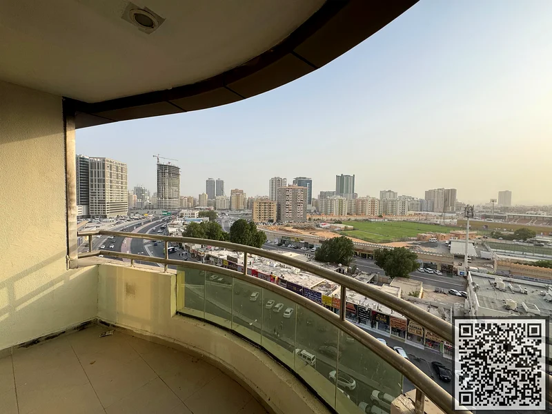 Spacious 2BHK with Stadium View in Horizon Towers,63709769436289110