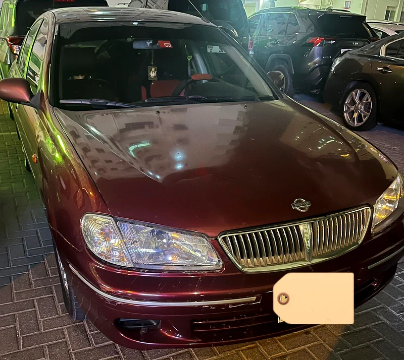 سيارة عائلية بحالة جيدة للبيع63484315282947112
