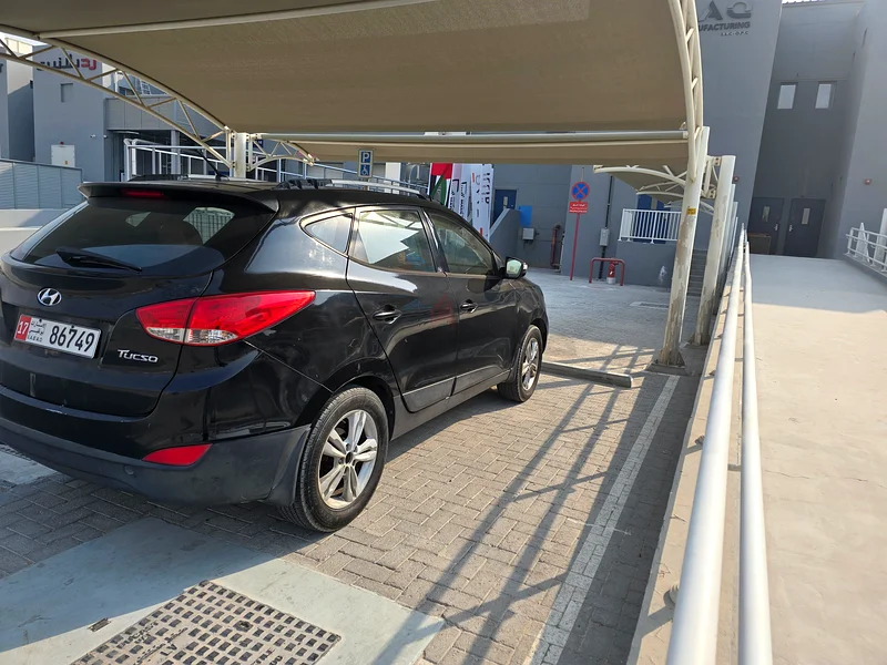 HYUNDAI TUCSON 201263407353670658111