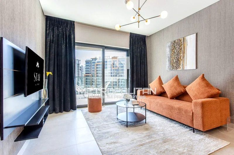 Lagoon View | Study Room | VACANT64016294079618110