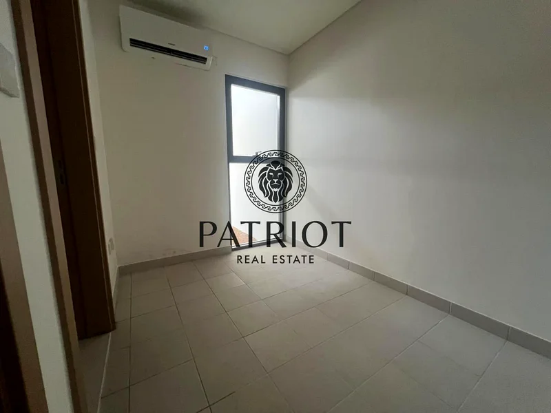 READY TO MOVE | BIGGER LAYOUT | 4 BEDROOM VILLA63762905601025113