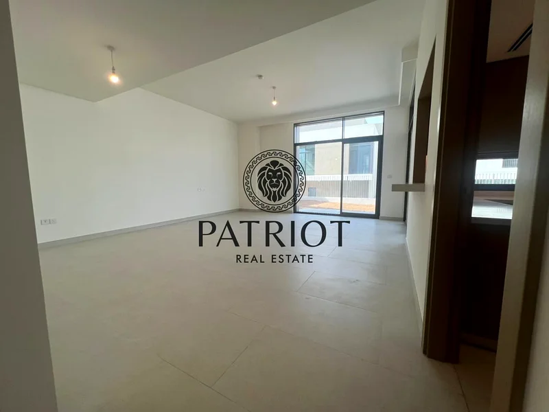 READY TO MOVE | BIGGER LAYOUT | 4 BEDROOM VILLA63762905601025110