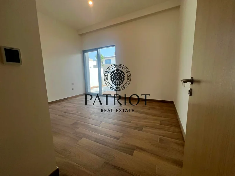 READY TO MOVE | BIGGER LAYOUT | 4 BEDROOM VILLA63762905601025112