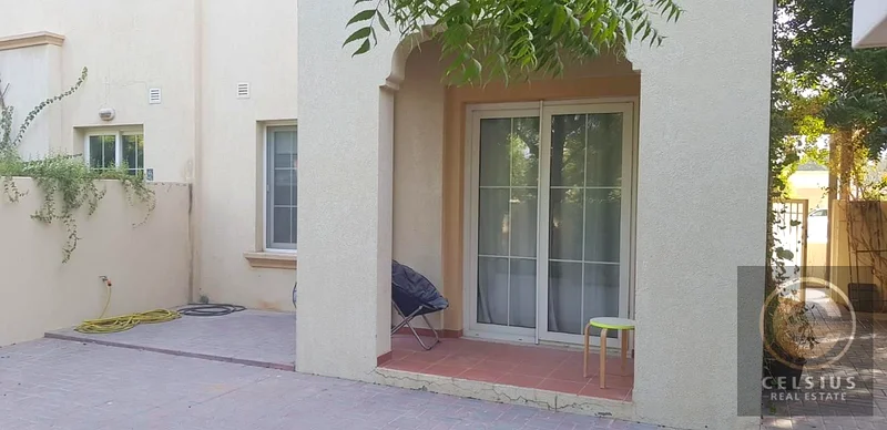 VACANT | SINGLE ROW | Close To Community Swimming Pool63729311294595112