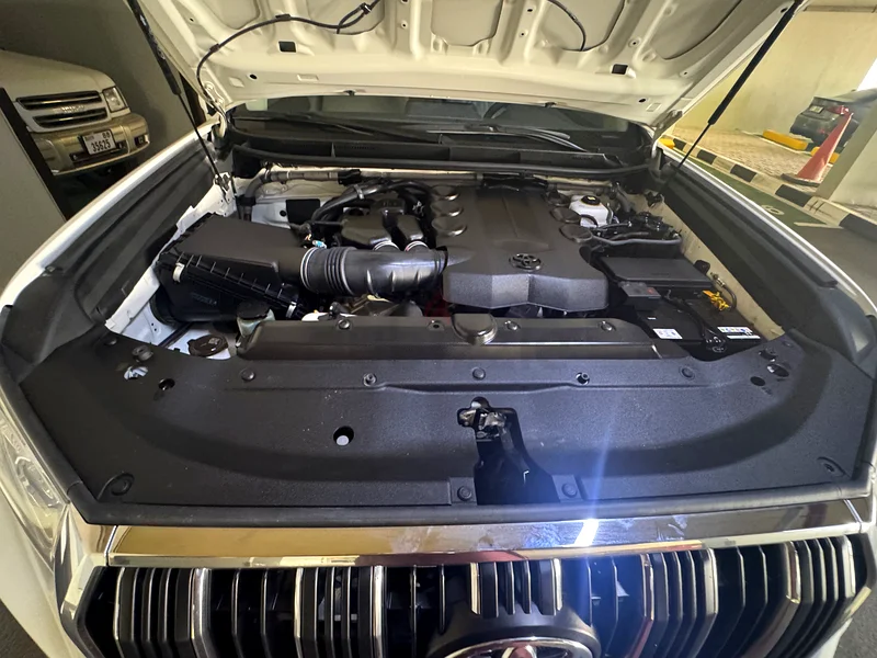 Excellent Condition Toyota Prado 2023  4.0L Original paint only serious buyer No  dealer please63484663245443113
