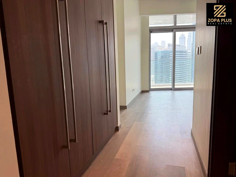 الأكبر من نوعه بغرفتي نوم + غرفة خادمة | جديد بالكامل | طابق عالي | وسط المدينة63771015936257114