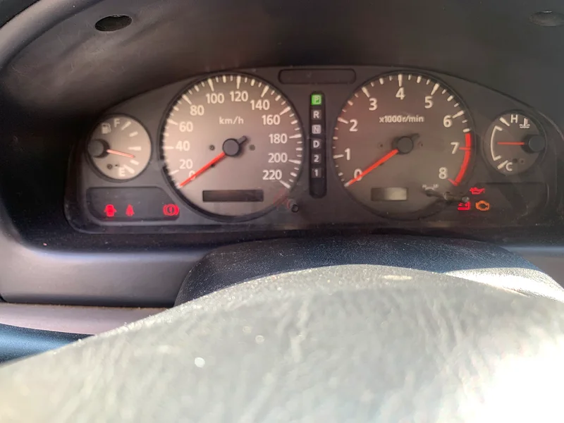 سيارة عائلية بحالة جيدة للبيع63484315282947114