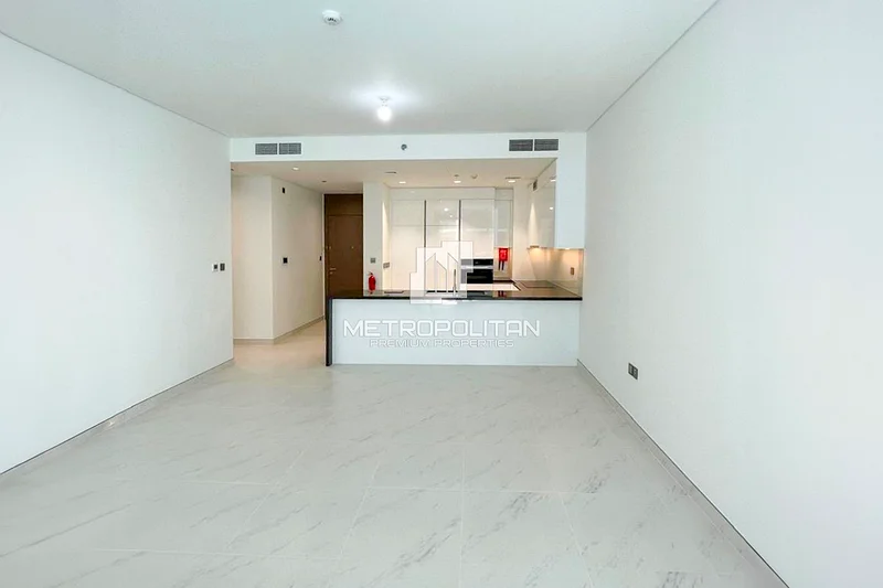 Gym and Pool | Best Value | Vacant | Brand New64010001125379113