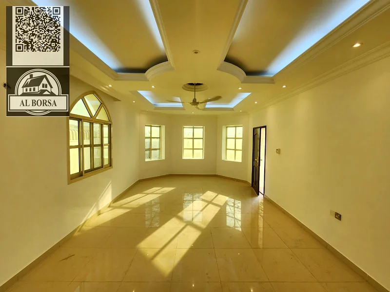✨🏡 للإيجار، فيلا في عجمان، منطقة المويهات 2، خمس غرف نوم ✨🏡، مجلس، صالة، غرفة خادمة، مطبخ رئيسي، ومطبخ تحضيري. الـ63715483839362113