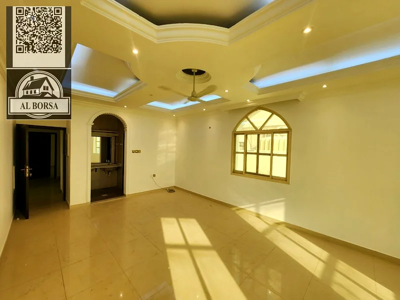 ✨🏡 للإيجار، فيلا في عجمان، منطقة المويهات 2، خمس غرف نوم ✨🏡، مجلس، صالة، غرفة خادمة، مطبخ رئيسي، ومطبخ تحضيري. الـ63715483839362114
