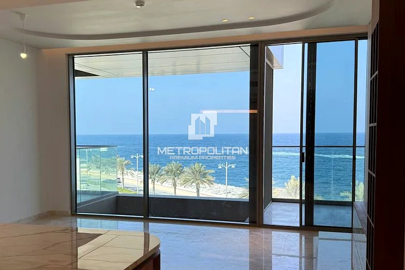 Sea View | Middle Floor | Spacious Layout64007796592898110