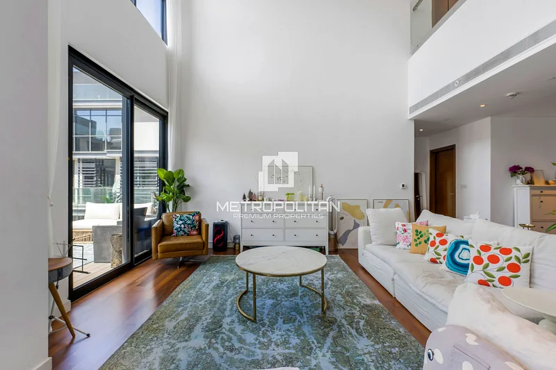 Guaranteed ROI | Huge Layout | Prime Location63948597850497113
