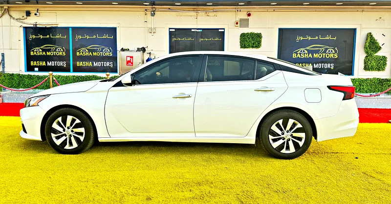 GCC specs Nissan Altima 2022 available with cash and bank financing, featuring zero down payment.63399974971523113