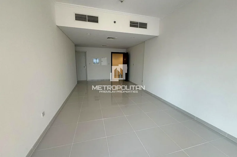 Mid Floor | Golf View | Largest Layout | Tenanted63974466476419110