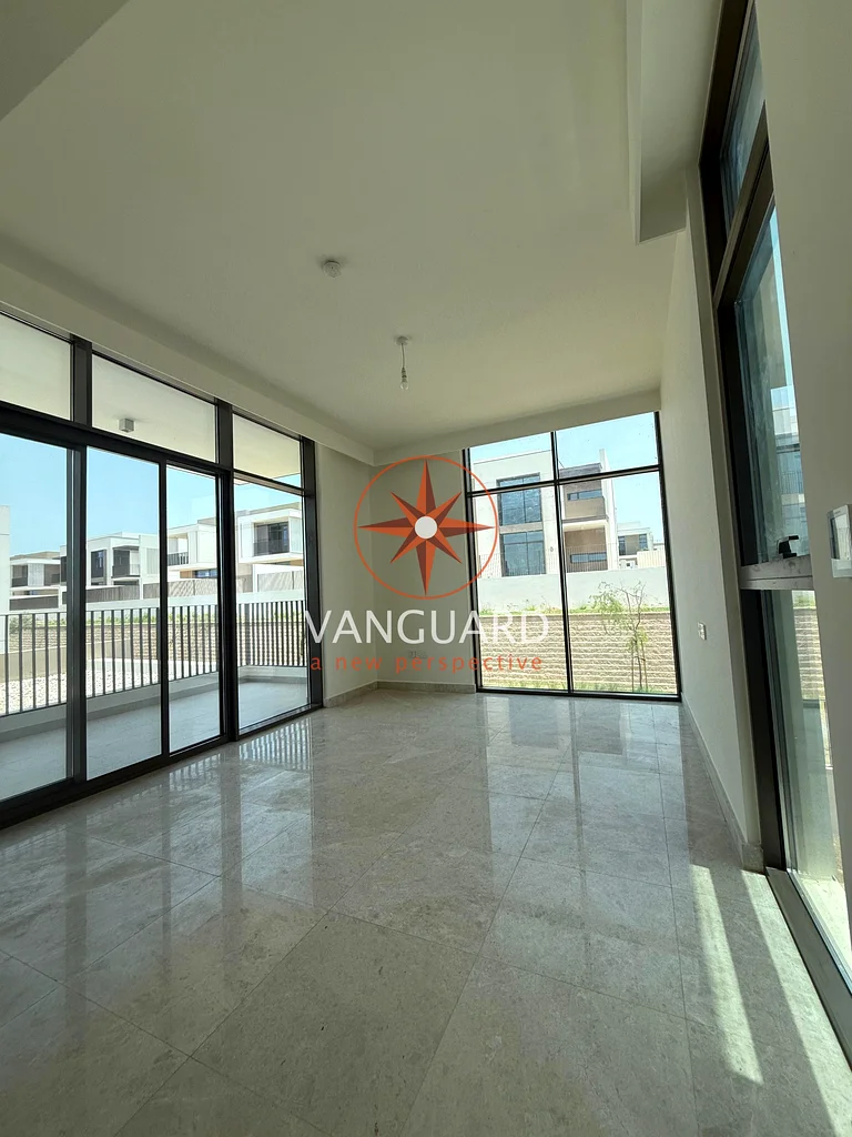 MODERN & SPACIOUS | UNFURNISHED | 4 BEDROOM63762702069505114
